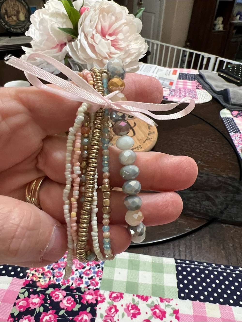 Source Unknown Pink and Gold Beaded Multi-Strand Bracelet Set